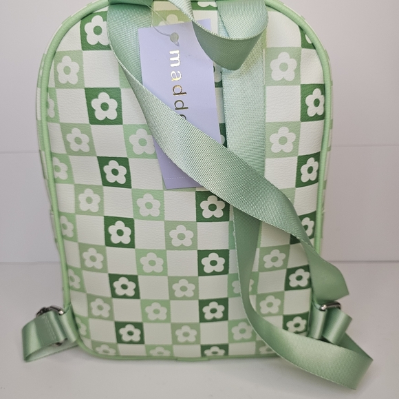 Backpack - Picture 5 of 7